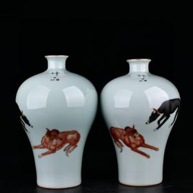 清乾隆郎世宁绘珐琅彩双犬纹神品梅瓶