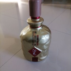 酒鬼馥郁天成大酒瓶