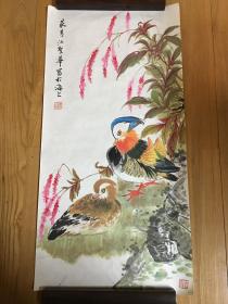 江寒汀之女 江圣华《鸳鸯》作品，尺寸：74.5×37厘米