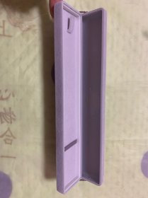 【海外回流  vintage中古】回流中古首饰盒  小年份  很实用  细节可见，内里带金或银色字迹   仔细看好图片，尺寸如图，有瑕疵，缺盒盖纸质里衬  介意勿拍，谨慎下单！出售不退！偏远地区邮费联系客服另算！