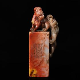 旧藏寿山芙蓉石雕刻双螭龙印章，长4.8厘米宽3.2厘米高11.2厘米，重216克