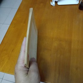 中学生英语读物在伦敦的一个中午