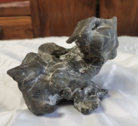 天然青石，很像狗，旺财狗