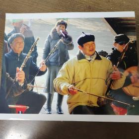 著名摄影家： 惠文杰 拍摄创作照：《老有所乐》
