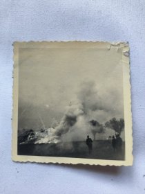 二战轰炸现场老照片 二战老照片 德国照片 二战德军老照片 照片长6厘米，宽6厘米