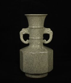 宋哥窑乾隆御题双耳瓶，高22×12厘米