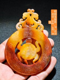 和田玉挂件，玉质细腻温润，收藏佳品