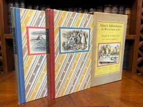 《爱丽丝梦游仙境》《爱丽丝镜中奇遇》刘易斯卡罗尔Alice in Wonderland and Through the Looking-Glass 1946 Lewis Carroll著名Random House兰登书屋1946双册插画版，带原装书盒，保存良好。