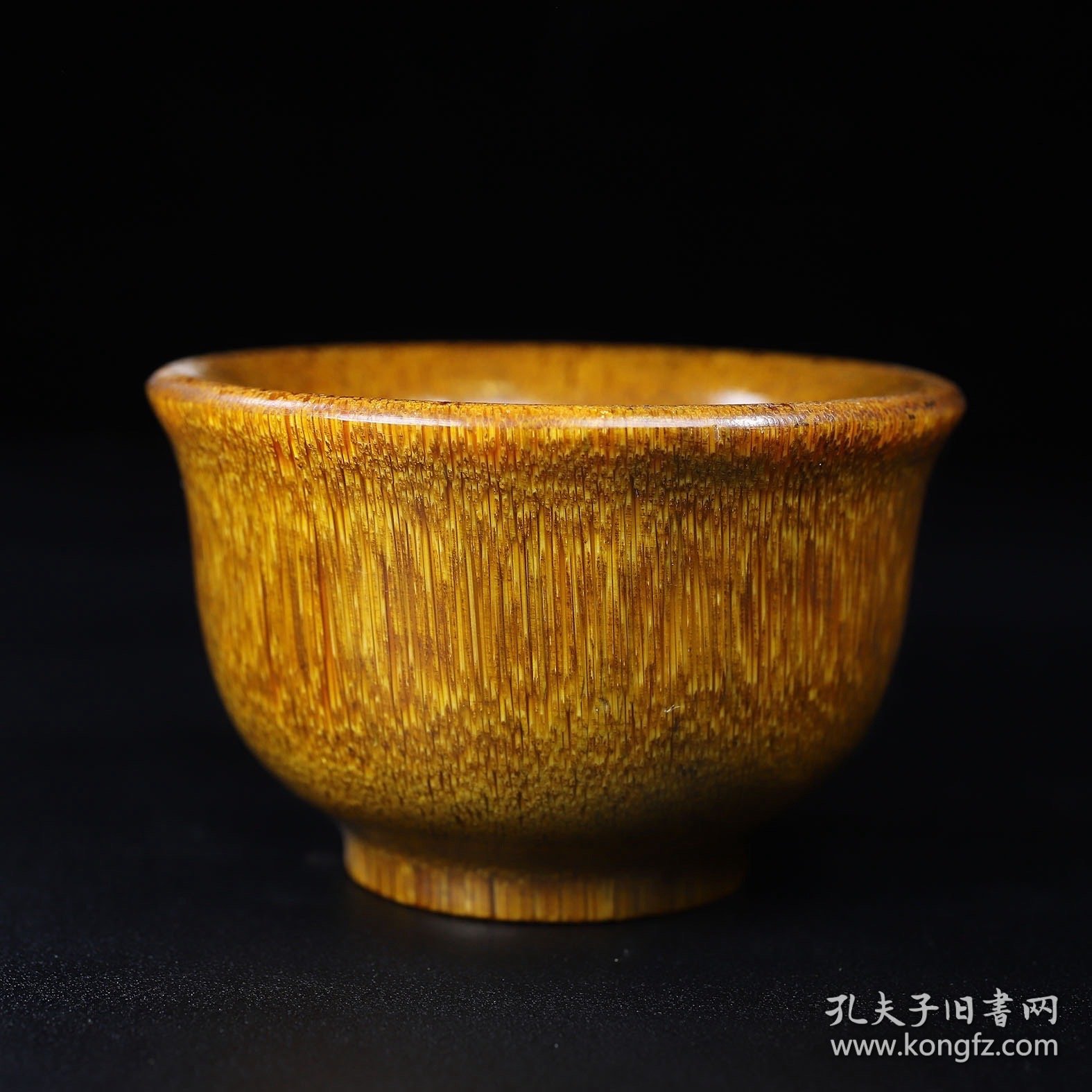 旧藏碗，口径10厘米高6.3厘米，重约270克