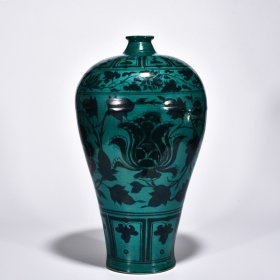 瓷器 元至正八年孔雀绿釉牡丹花卉纹梅瓶 高43厘米 宽20厘米