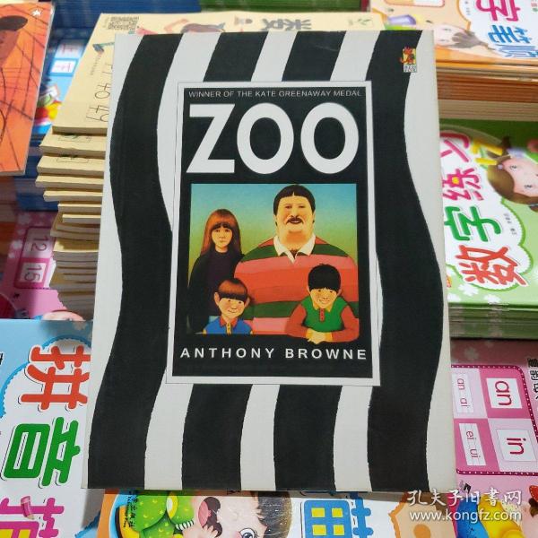 Zoo 《动物园》Winner of the Kate Greenaway Medal 凯特格林纳威奖 