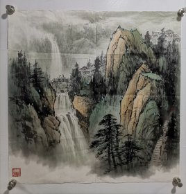 曾君：四川省美术家协会会员，成都市美术家协会会员，深造于清华大学美术学院美术理论研究与书画创作高研班，四川乡情国画院副院长，成都工笔画会理事，成都当代工笔画研究会理事壬辰2012年 山水画软件 观瀑 画心尺寸50*50厘米