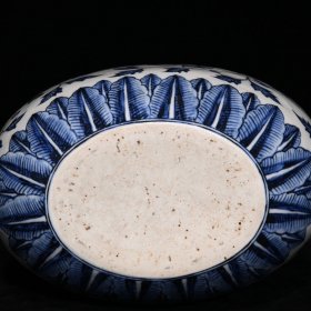 明青花缠枝花卉纹扁瓶,高26.8cm直径20cm