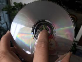 新索正版  蔡依林2005年专辑 J Game 野蛮游戏 CD蔡依林 就是爱 城堡 新索首版小标 实图。都有轻微使用痕迹.两张通走.