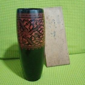 日本木胎漆器花瓶 一木挖 有原木箱 塑料内胆 年代老物品瑕疵难免 有使用痕迹 细微磨损划痕