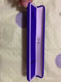 【海外回流  vintage中古】回流中古首饰盒  小年份  很实用  细节可见，仔细看好图片，尺寸如图，有瑕疵，介意勿拍，谨慎下单！出售不退！偏远地区邮费联系客服另算！