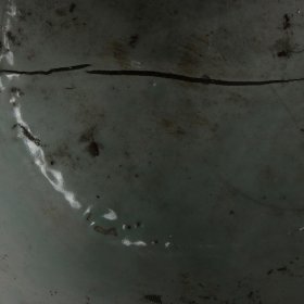 明洪武永乐时期釉里红缠枝莲花托八宝纹大罐 （有釉窑裂） 高35.2厘米 直径43厘米
