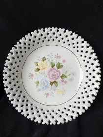 百花争艳镂空水果瓷盘【怀旧收藏】【老物件儿】【八九十年代商品】 尺寸:直径25.5厘米】.