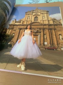 ビビアン・スー写真集 Angel 天使心 VIVIAN HSU 玉女掌门人 MISS徐日文原版 大稀缺品 美品 罕见《天使心》为朱延平导演 徐若瑄主演电影的同名写真集 因此走红东南亚 带书腰 美品