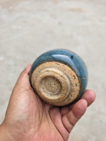 元代钧釉点彩小茶盏 完整尺寸见图釉水不错