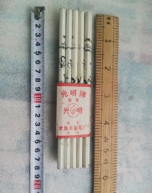 七八十年代的猴子铅笔/1捆10支/光明牌/江苏常熟出品