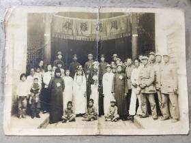 区政府时期民俗结婚照（1947）