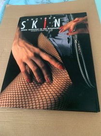 ANOTHER SKIN 写真集 山咲千里 日文原版 1992年出版 高跟 丝袜黑丝网袜 皮袜 皮衣 漂亮姑娘 美品 稀少品