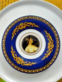 收藏品  瓷器  瓷盘  蓝底  世界名画美女图澳大五周年纪念盘 实物照片品相如图