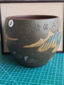 少峰款紫砂杯，老紫砂泥彩绘。容量220毫升