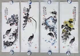 花鸟画，四条屏，禅意风格，小写意画法，河北省美协青扬老师的真人真迹纯手绘作品，本人承诺假一赔万，支持第三方鉴定。老师的花鸟画非常漂亮，八哥鸟就是老师的代表作，画的很灵动，惟妙惟肖，写意画看整个构图，笔法苍劲有力，浓淡干湿焦。尺寸：24×68公分的，家里客厅，卧室，书房，茶室，餐厅都可悬挂，宣纸画心已经托底，做成小画大裱也很不错，回家可以直接装框，过年过节送礼，备有面子。