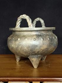 古董  古玩收藏  铜器   铜香炉  传世铜炉 回流铜香炉   纯铜香炉   长18厘米，宽18厘米，高18厘米，重量9斤