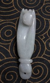纯天然翡翠佛手挂件一个，品相一流。