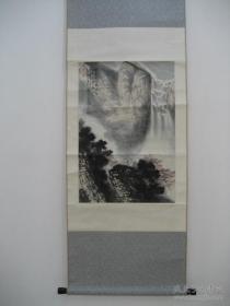 中国山水画院院长，著名山水画家：马骏先生 1996年创作的山水画作品一件