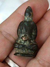 金元时期藏传铜佛像，包浆厚重，看图。看好拍下，售后不退换不墨迹，默认顺丰快递发货。
