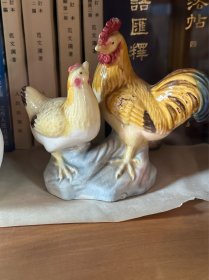 日本回流石湾窑，金黄釉出囗瓷塑鸡摆件《双鸡》釉色漂亮的柴烧低温釉，品像全新
