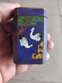 珐琅彩烟膏盒