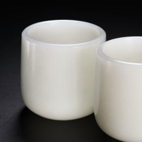 清 和田玉籽料玉杯一对