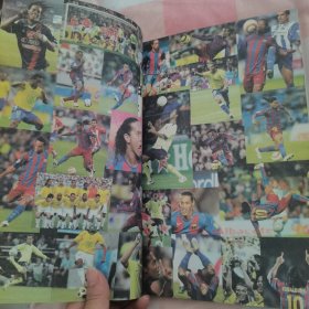 小罗的世界:罗纳尔迪尼奥传:Born for football【内页干净】