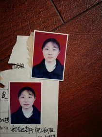 90年代中考女学生标准彩照片两张(吉林市二十三中)，附98年吉林市职业技术学校招生面试单一张