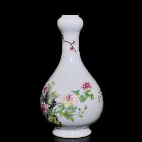 清乾隆珐琅彩花鸟纹蒜头瓶 23/12.5厘米