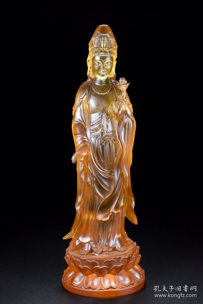 琉璃观音，高30厘米，宽10厘米，重4.2斤