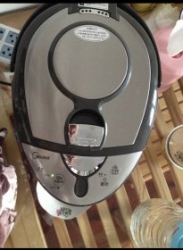 ￼￼美的（Midea）电热水瓶5L 304不锈钢电水壶 2温控电热水壶 双层拉丝烧水壶 PF301-50G