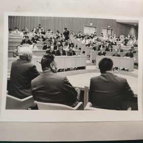 1978年 周培源（北大校长，中国科学院副院长，现代力学和物理学奠基人）率领中国科学院代表团访问日本。