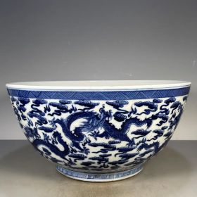 清青花龙纹大海碗