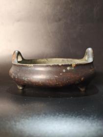 古董  古玩收藏  铜器   铜香炉  传世铜炉 回流铜香炉   纯铜香炉   长12.6厘米，宽12.6厘米，高5.5厘米，重量1.6斤