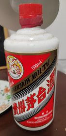 茅台酒瓶，空瓶子