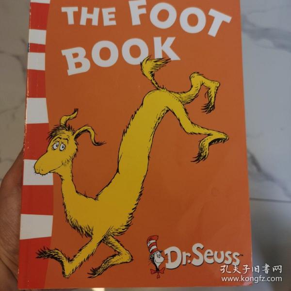 Foot Book (Dr Seuss Blue Back Book) 千奇百怪的脚(苏斯博士蓝背书)