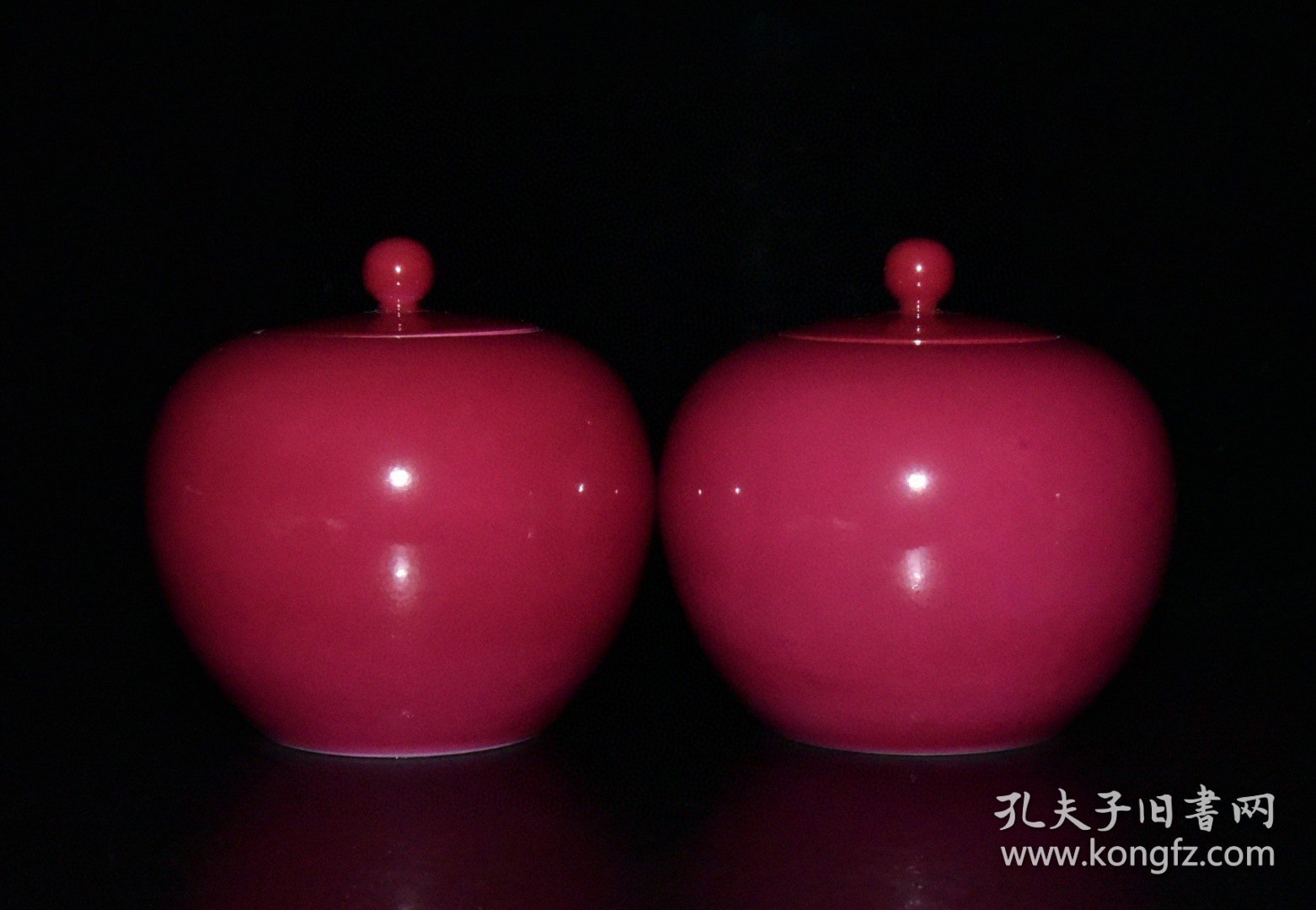 清雍正胭脂红釉茶叶盖罐一对【11×11.5cm】