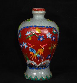 宋汝窑清凉寺御制款掐丝花鸟纹梅瓶，高20.5×12厘米