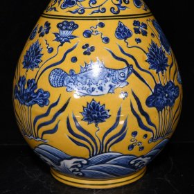 明宣德黄地青花鱼藻纹玉壶春瓶尺寸33*21厘米